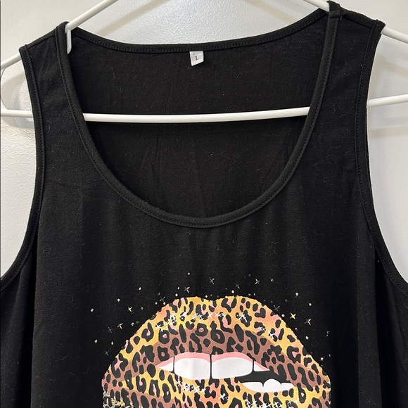 Black Tank Top with Cheetah Lips Design - Picture 3 of 4